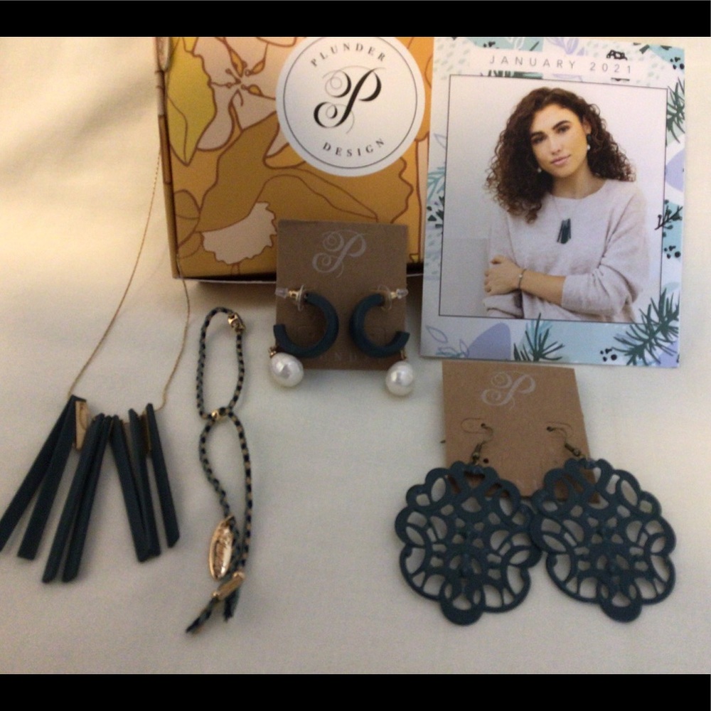 Plunder Design January Posse Set